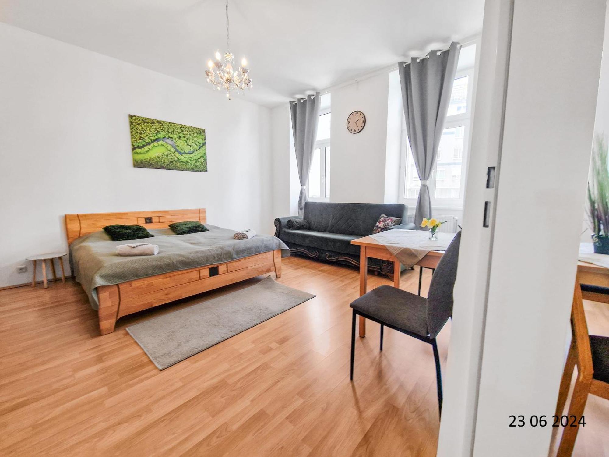 Elegant Three-Bedroom Suite Vienna Exterior photo